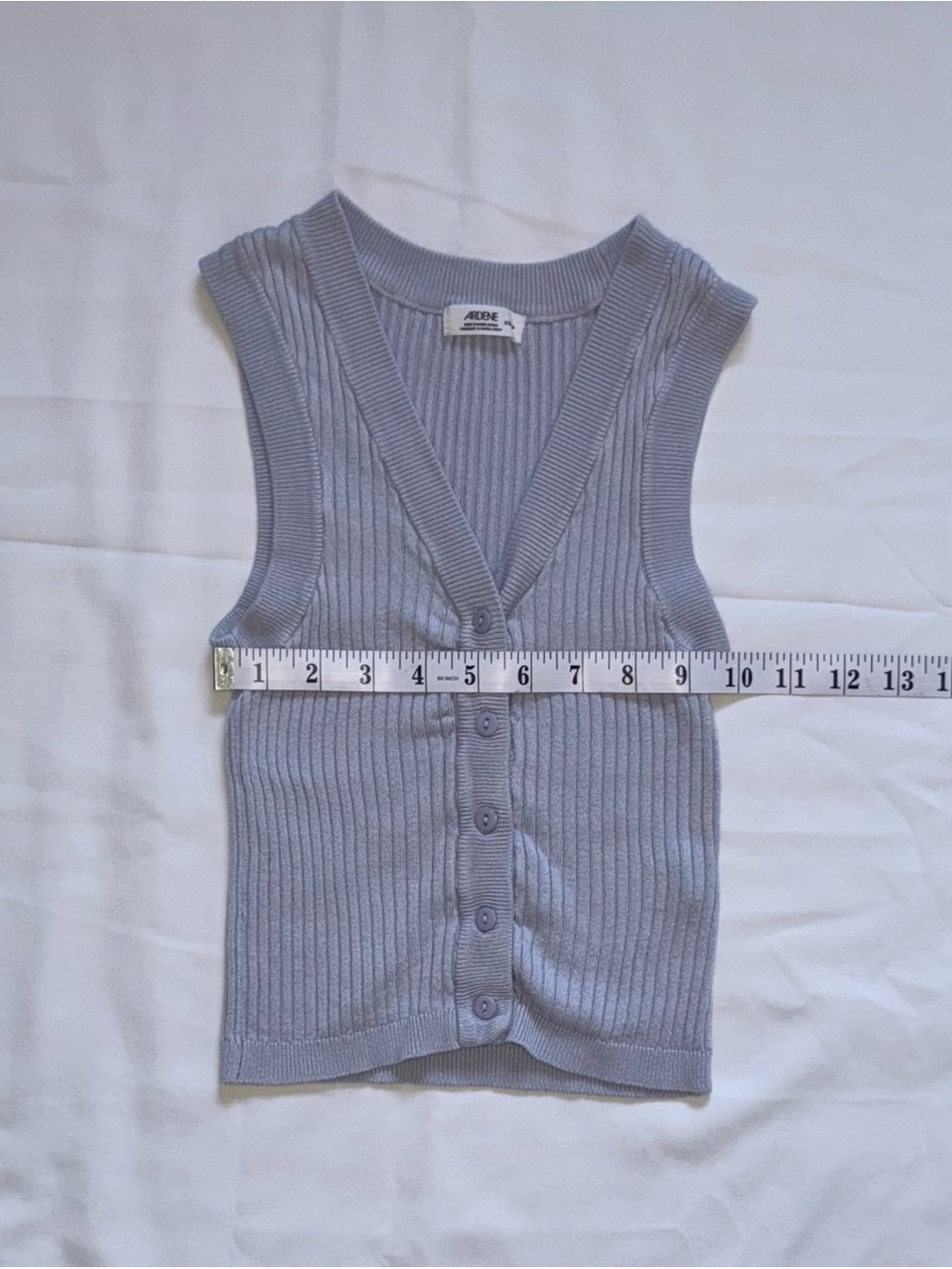 Ardene Ribbed Button-Front Crop Top - Light Gray - Picture 5 of 6